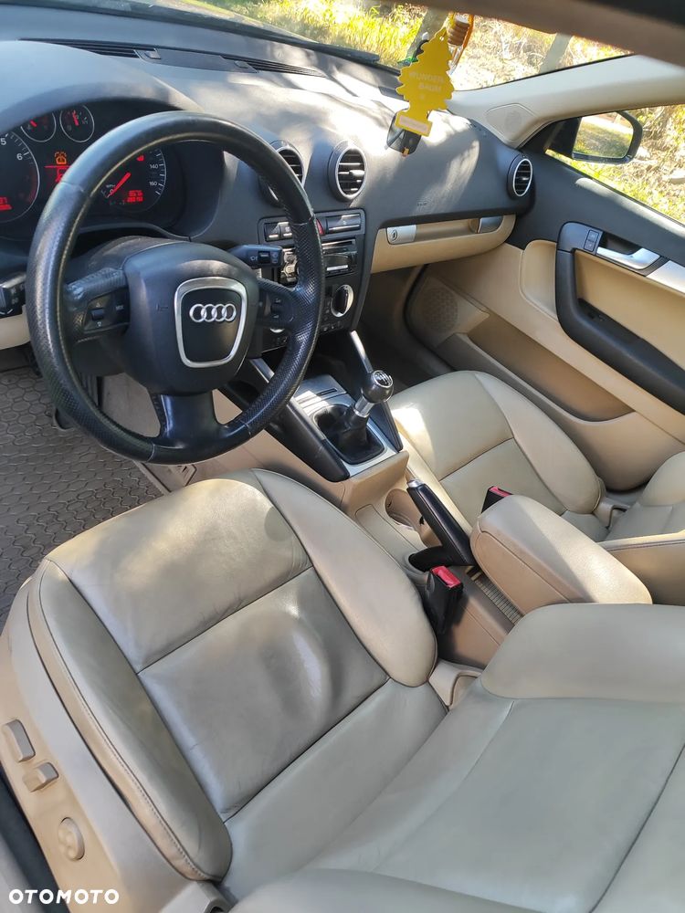 Audi A3 Sportback 2.0 TFSI Attraction - 13