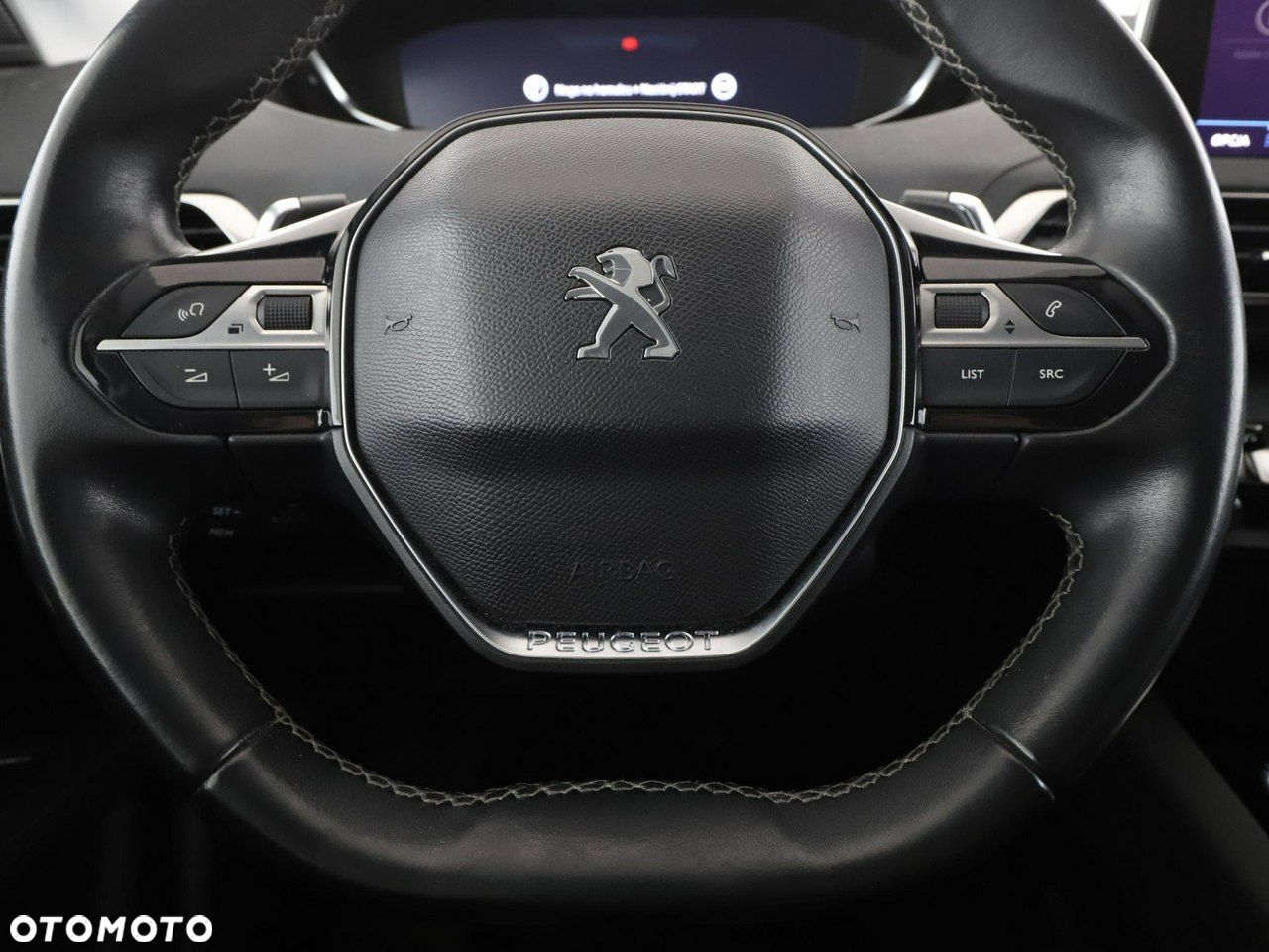 Peugeot 3008 1.2 PureTech Allure S&S EAT6 - 21