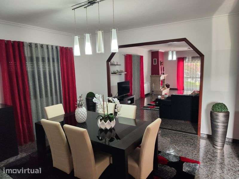 Vende-se casa com mobília - Grande imagem: 5/8