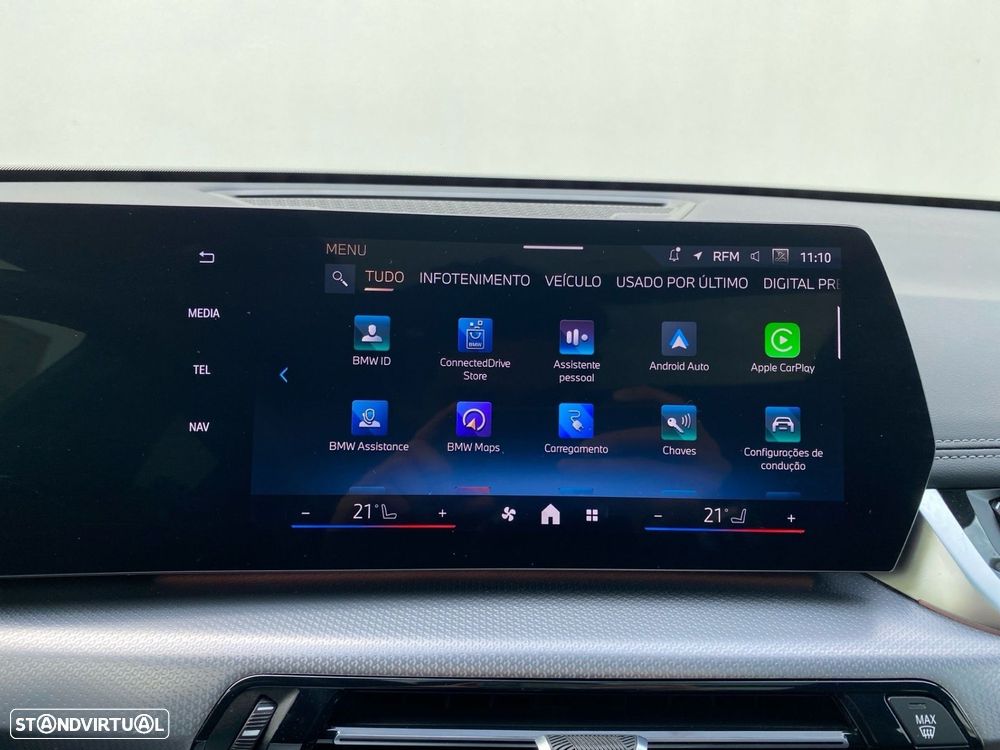 BMW iX1 eDrive20 Pack Desportivo M - 8