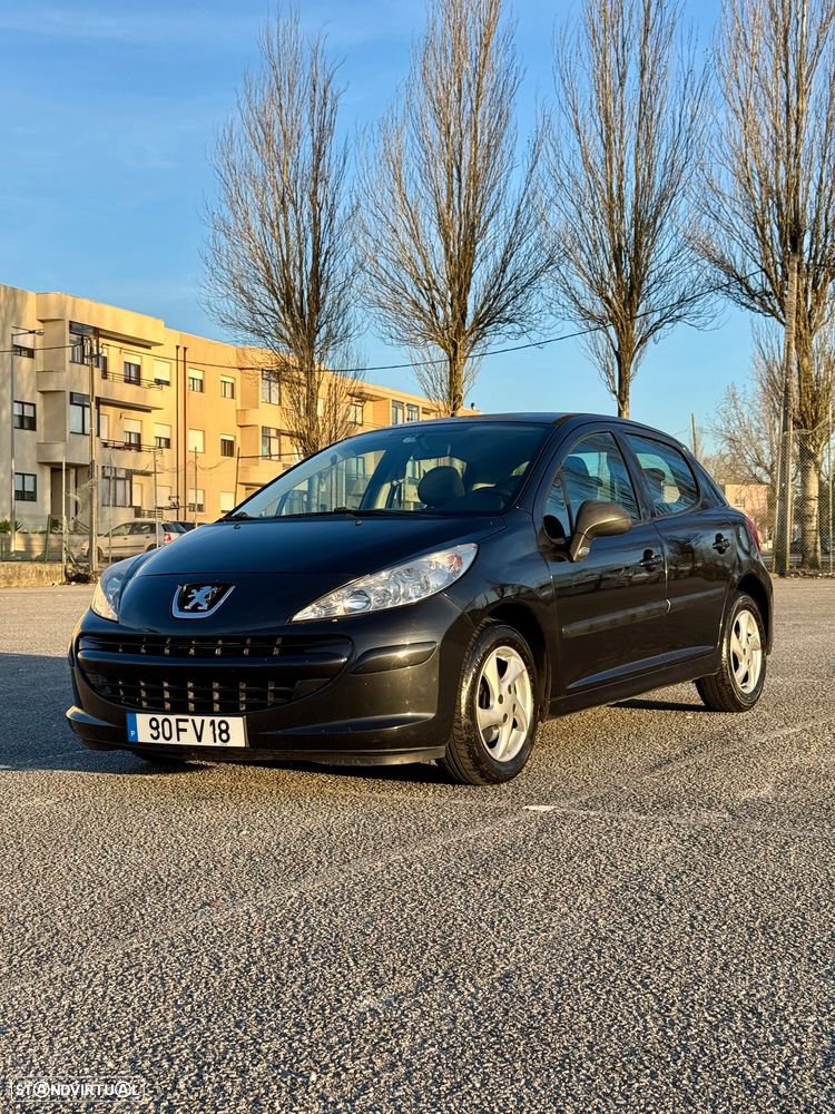 Peugeot 207 1.4 16V Trendy - 5