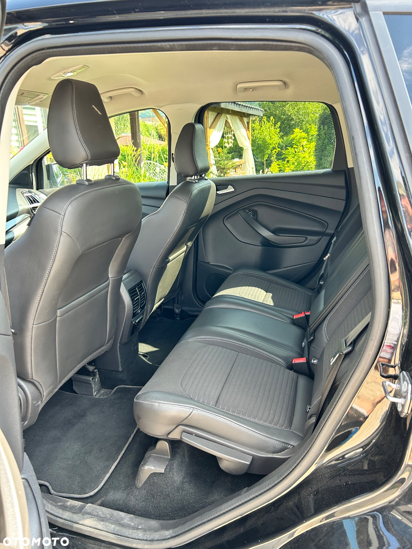 Ford Kuga 1.5 EcoBoost 4WD Titanium - 23