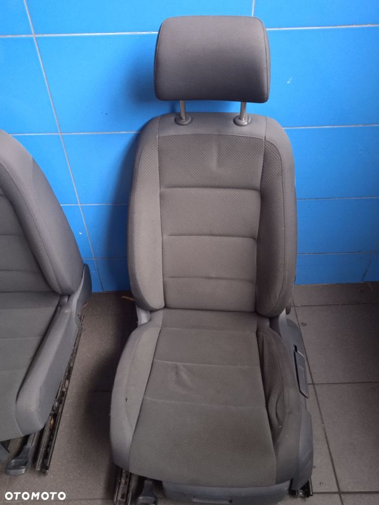 Fotel kierowcy pasażera Golf V - 3