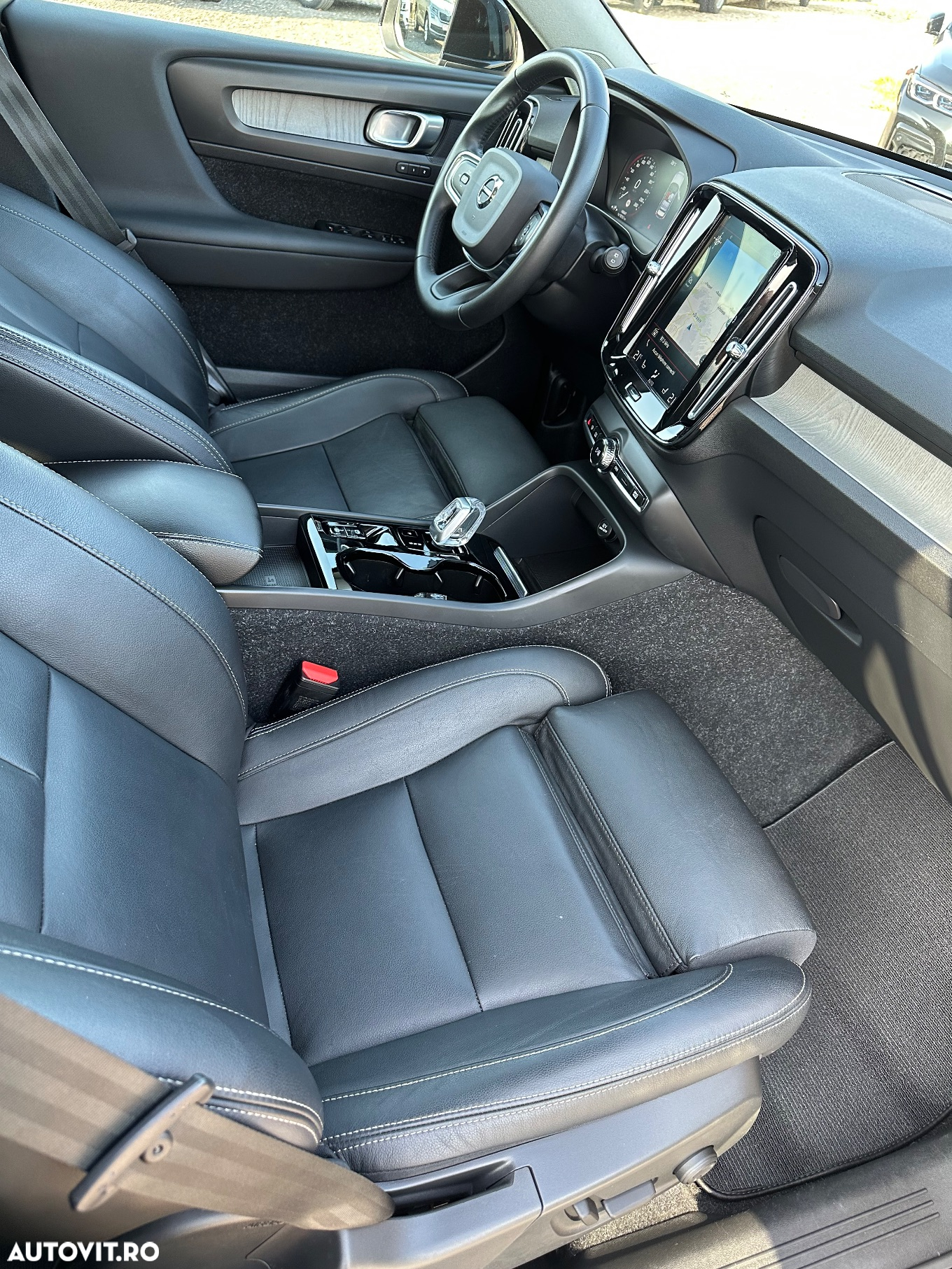 Volvo XC 40 Recharge T5 Twin Engine AT7 Inscription - 8