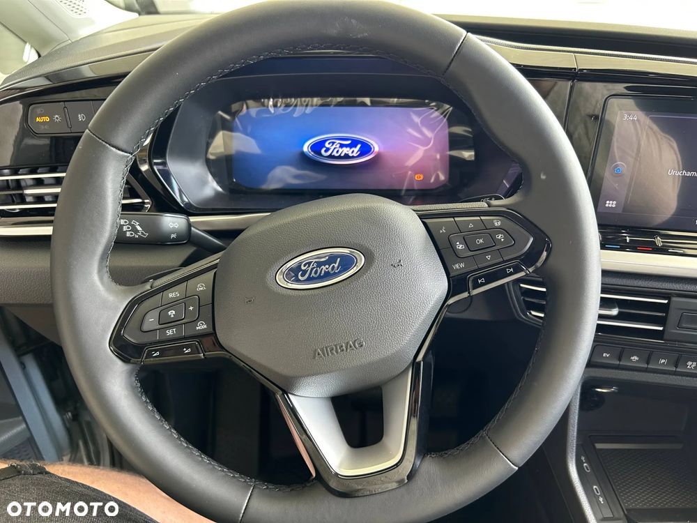 Ford Transit Connect - 10