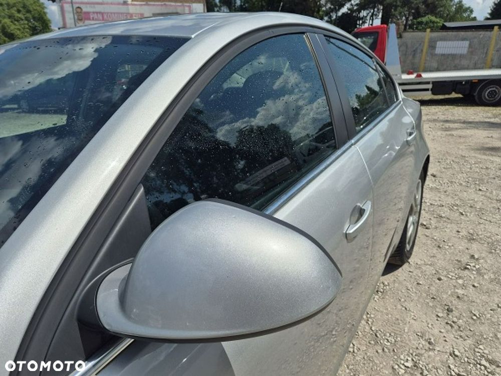 Opel Insignia - 9
