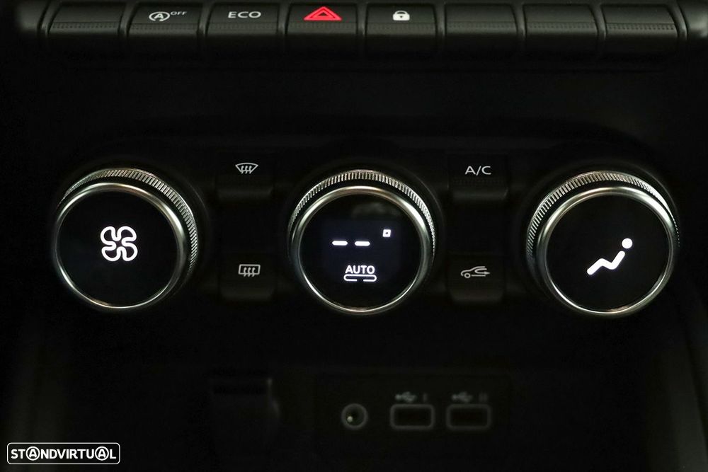 Mitsubishi Colt 1.0 MPI-T Invite - 12