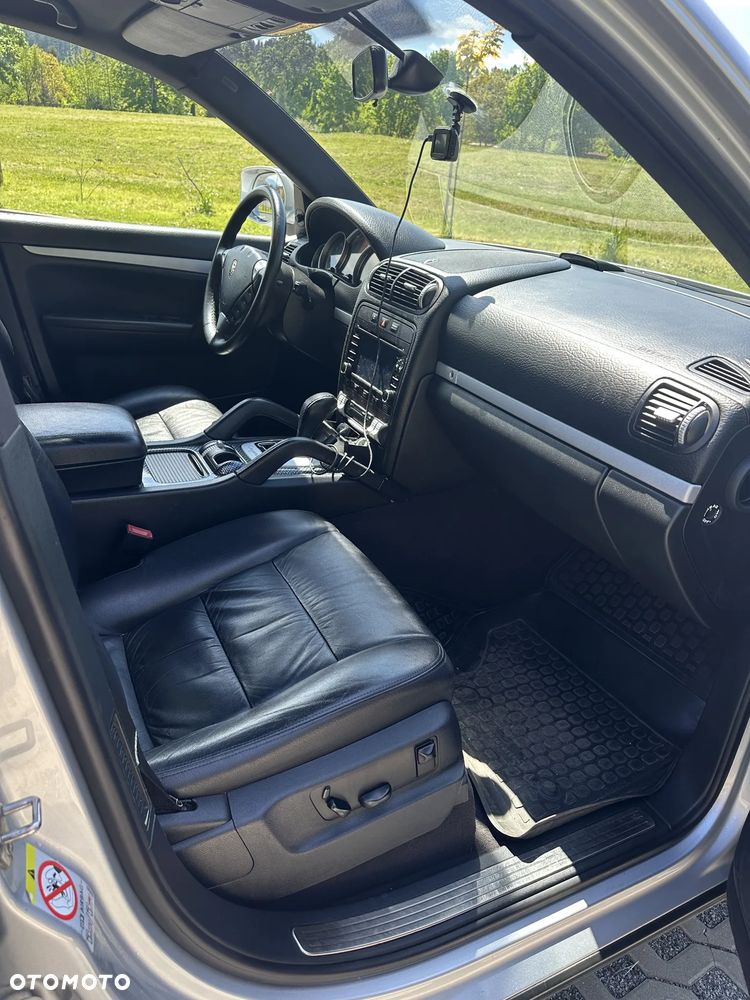 Porsche Cayenne 2009 photo 4