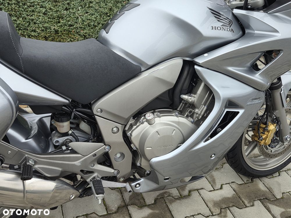 Honda CBF - 16