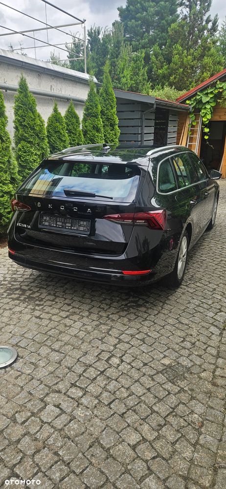 Skoda Octavia 2.0 TDI DSG Selection Plus - 7