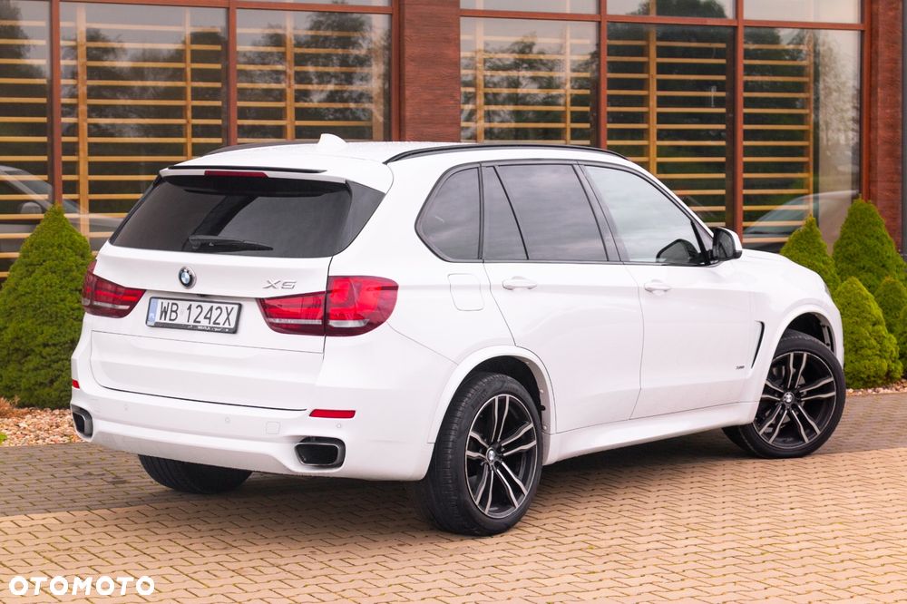 BMW X5 xDrive25d - 14
