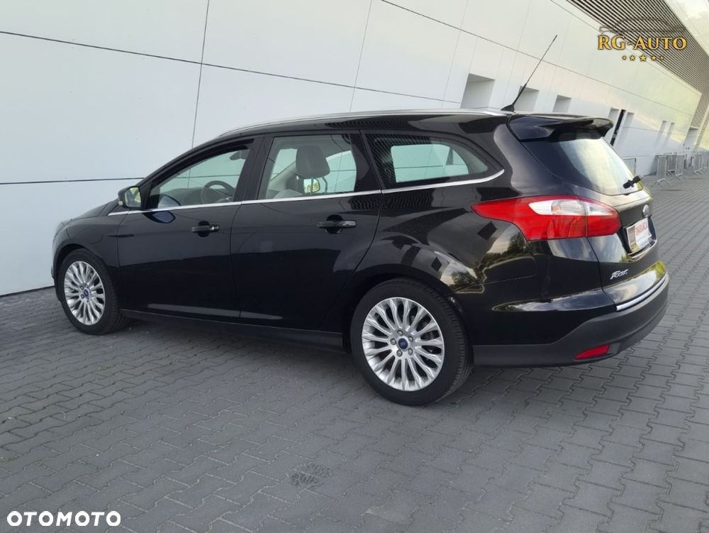 Ford Focus - 11