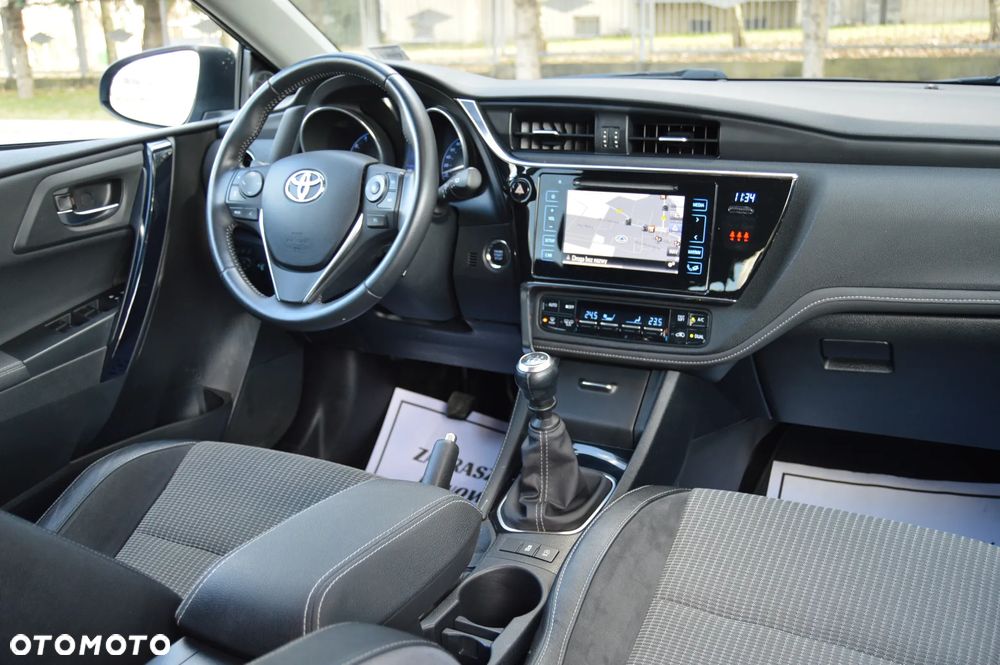 Toyota Auris 1.2 Turbo Executive - 5