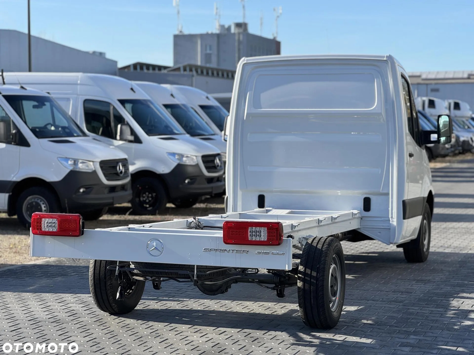 Mercedes-Benz Sprinter - 6