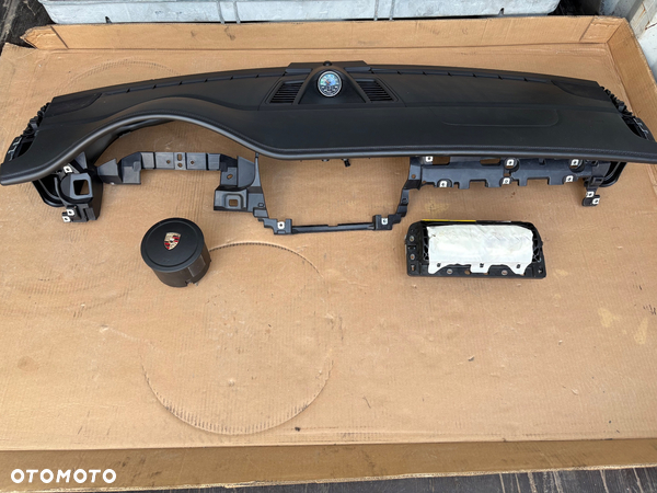 Deska ,kokpit Airbag Panamera 970