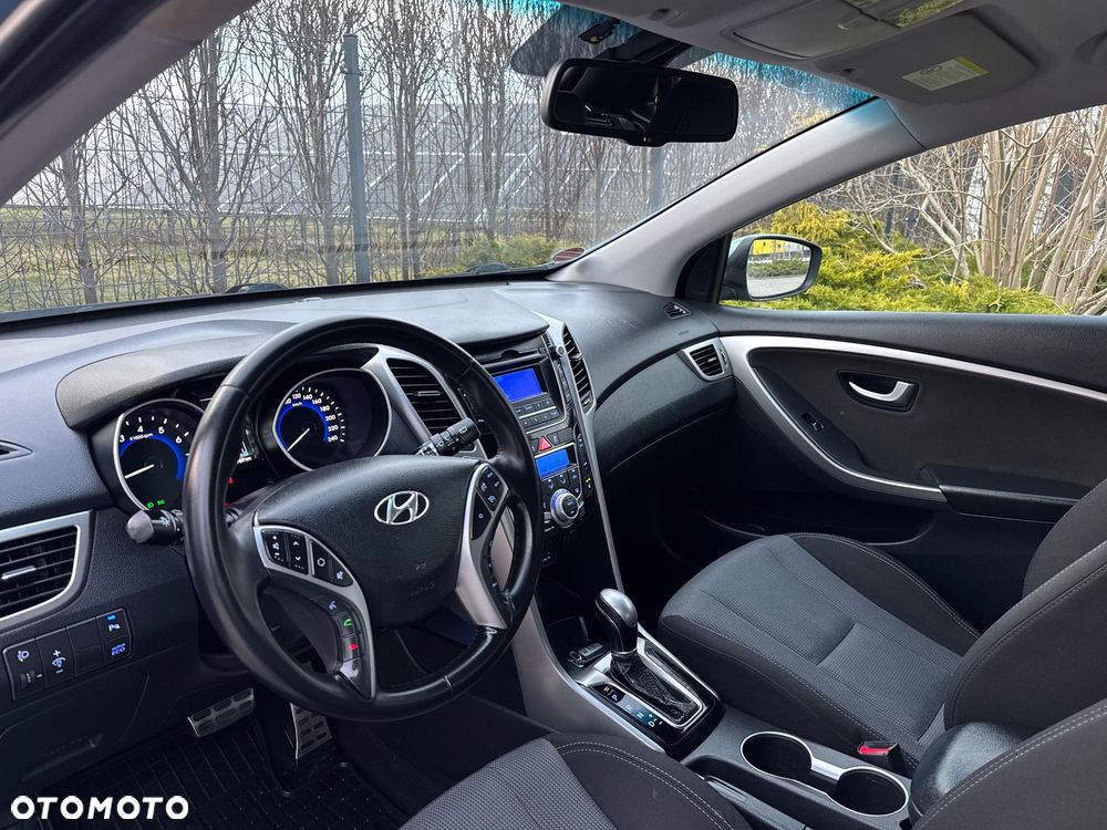 Hyundai i30 1.6 Automatik Style - 24