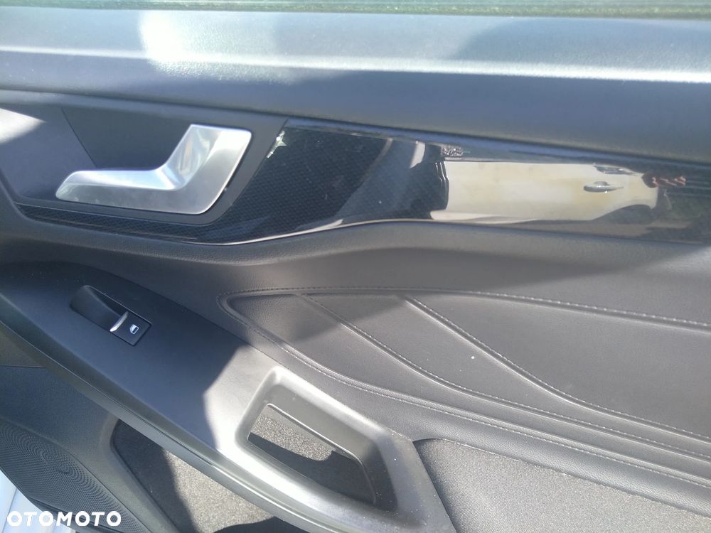 Ford Focus - 10