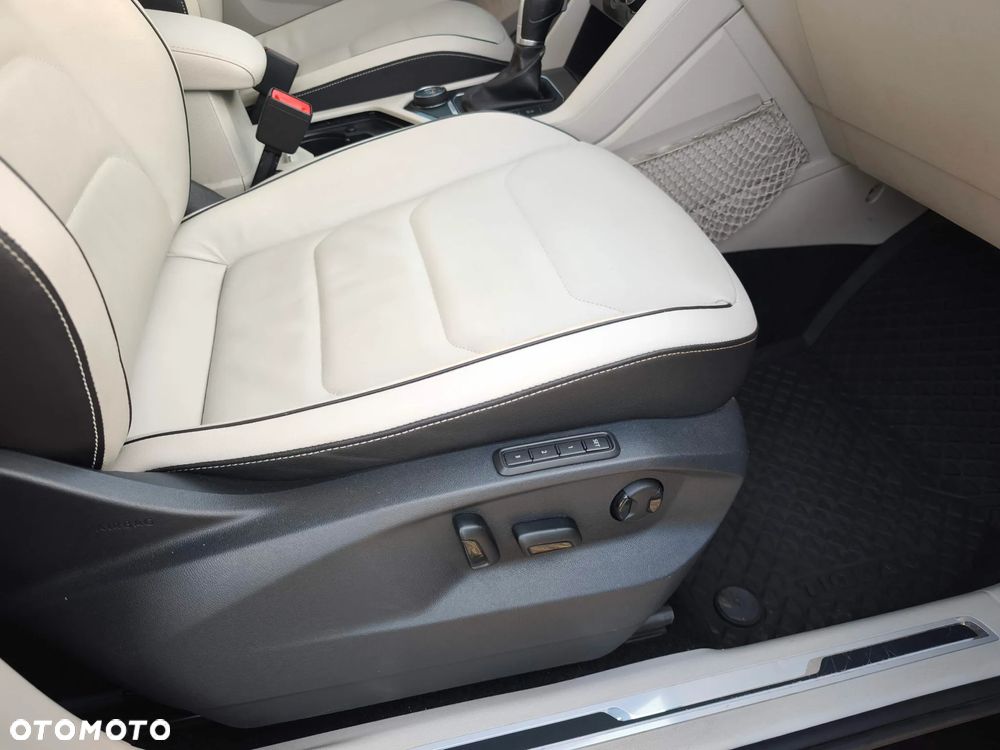 Volkswagen Tiguan 2.0 TDI SCR 4MOTION DSG Highline - 14