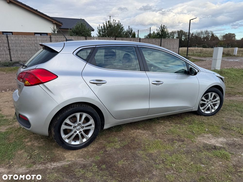 Kia Ceed 1.6 CRDi L - 12