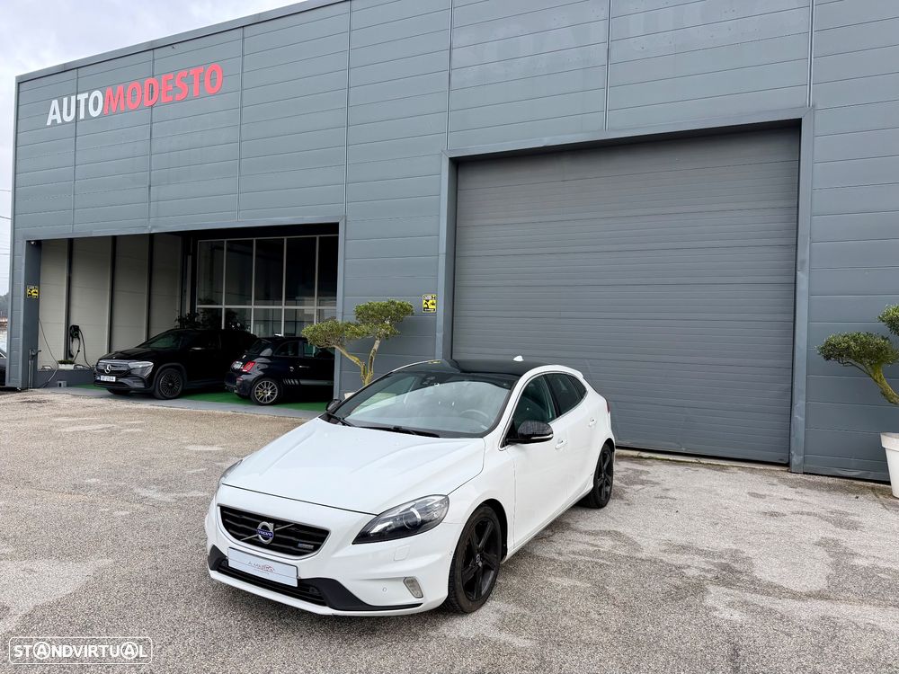 Volvo V40 D2 R Design - 1
