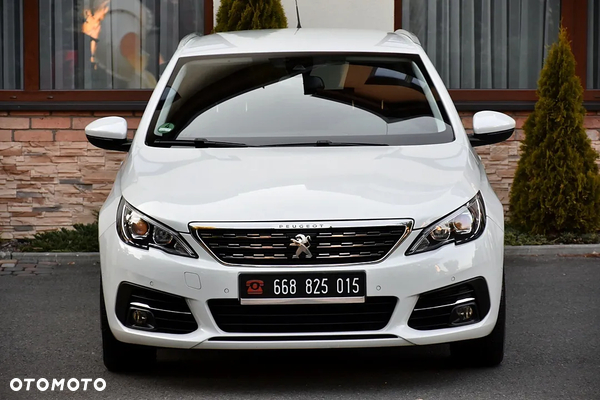 Peugeot 308 SW BlueHDi 130 EAT8 Allure Pack