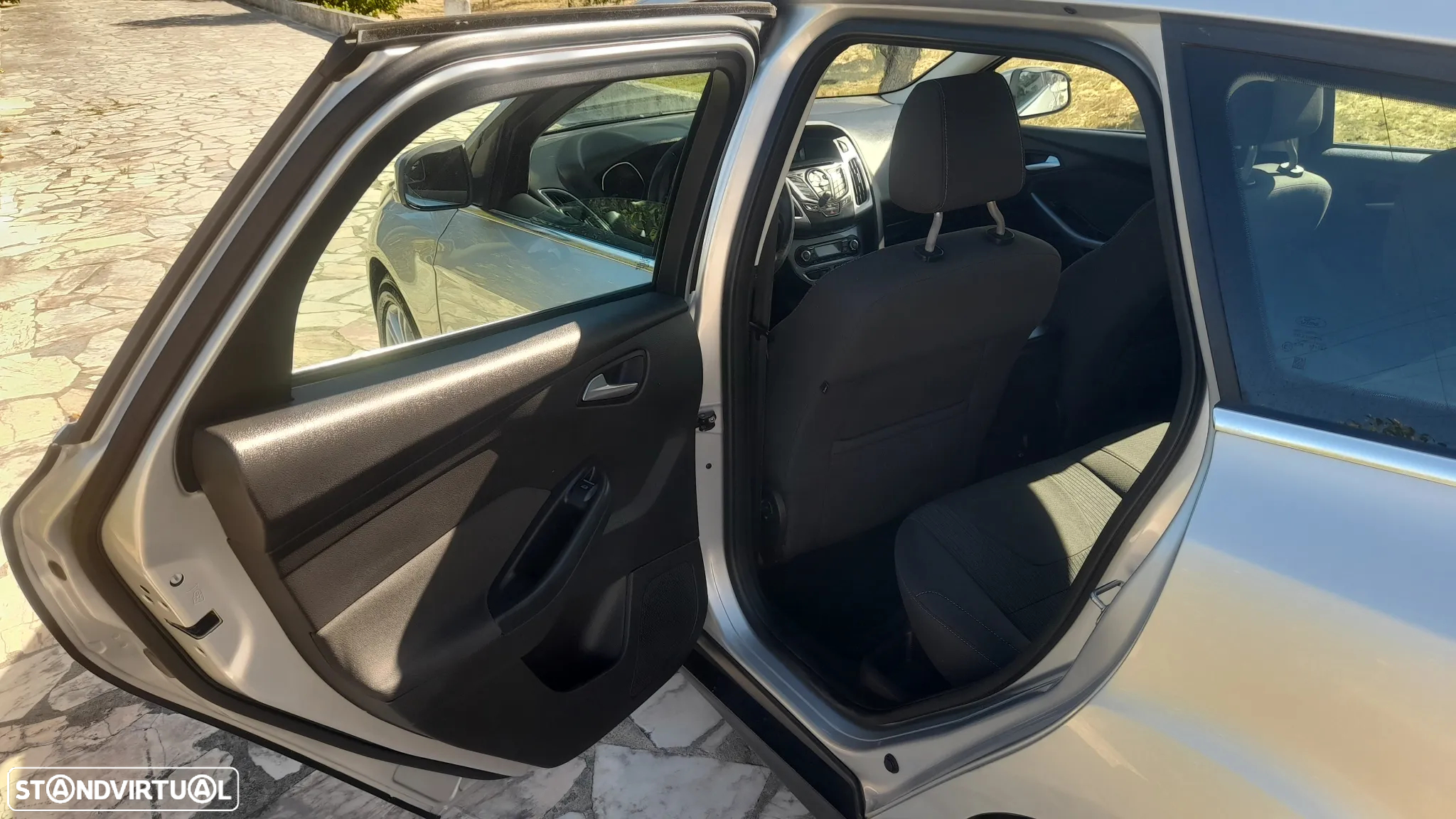 Ford Focus SW 1.6 TDCi Trend - 27