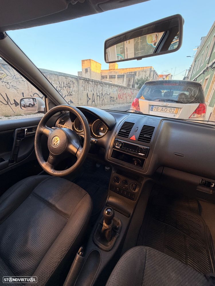 VW Polo 1.0 Conceptline - 4