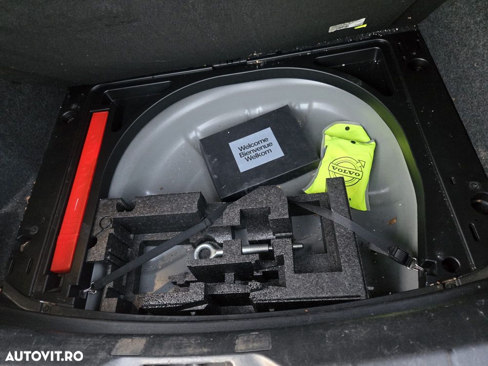 Volvo V40 D2 Geartronic - 10