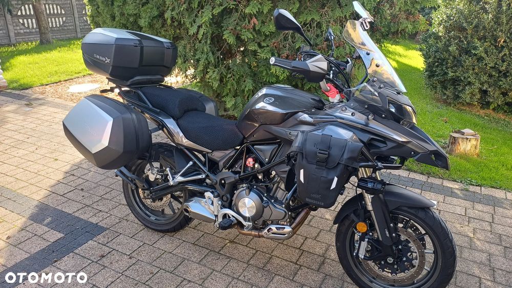 Benelli TRK 502