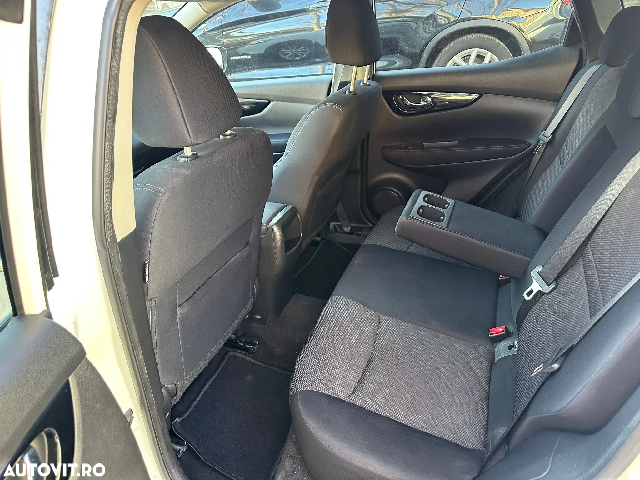 Nissan Qashqai 1.5 DCI Start/Stop N-Connecta - 15