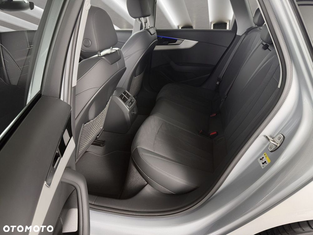 Audi A4 Avant - 16