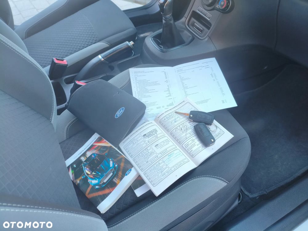 Ford Fiesta 1.0 Celebration - 30