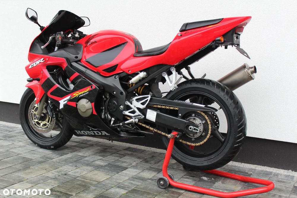 Honda CBR - 3