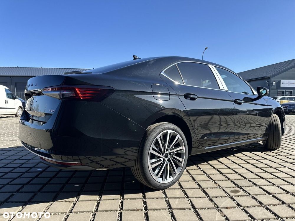 Skoda Superb 2.0 TSI 4x4 L&K DSG - 33