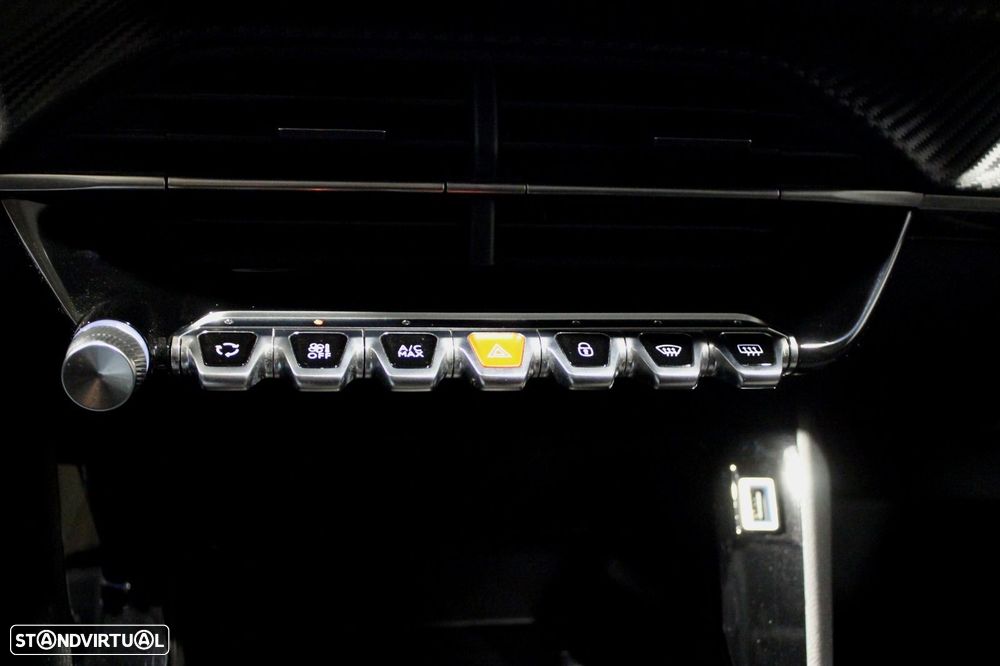 Peugeot 208 1.2 PureTech Active Pack - 25