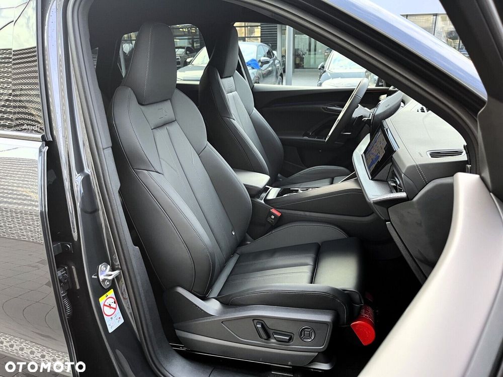 Audi Q5 Sportback - 22