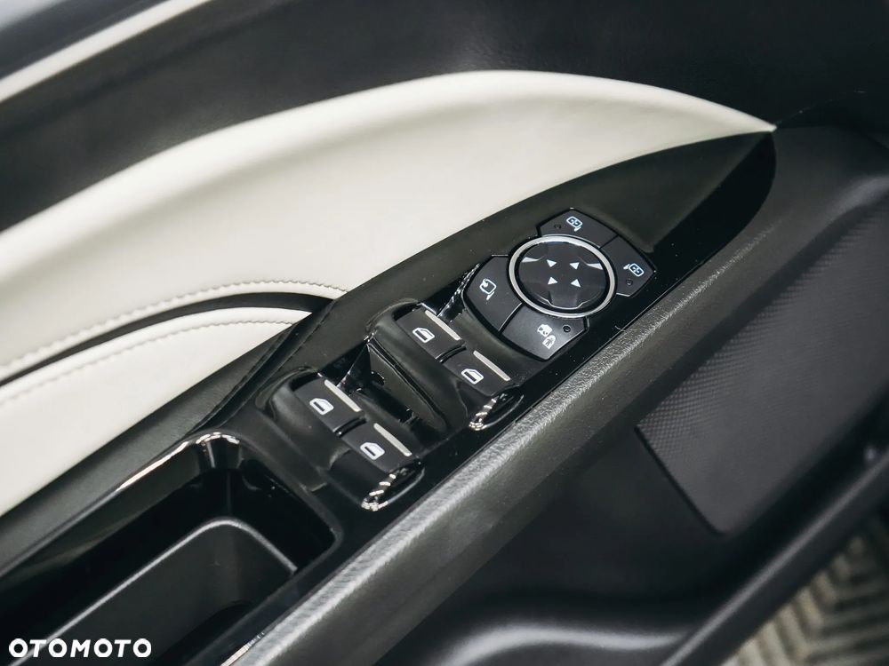 Ford Mondeo 2.0 CVT VIGNALE - 17