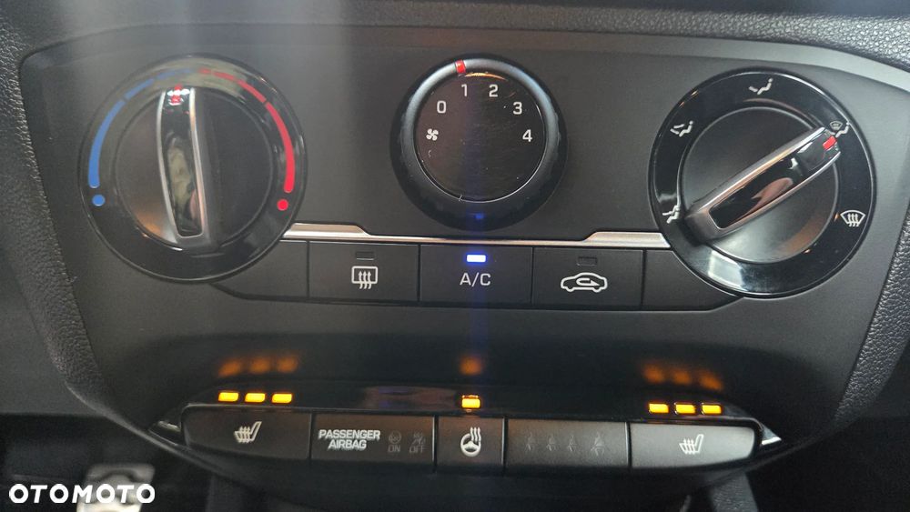 Hyundai i20 1.4 Comfort - 24