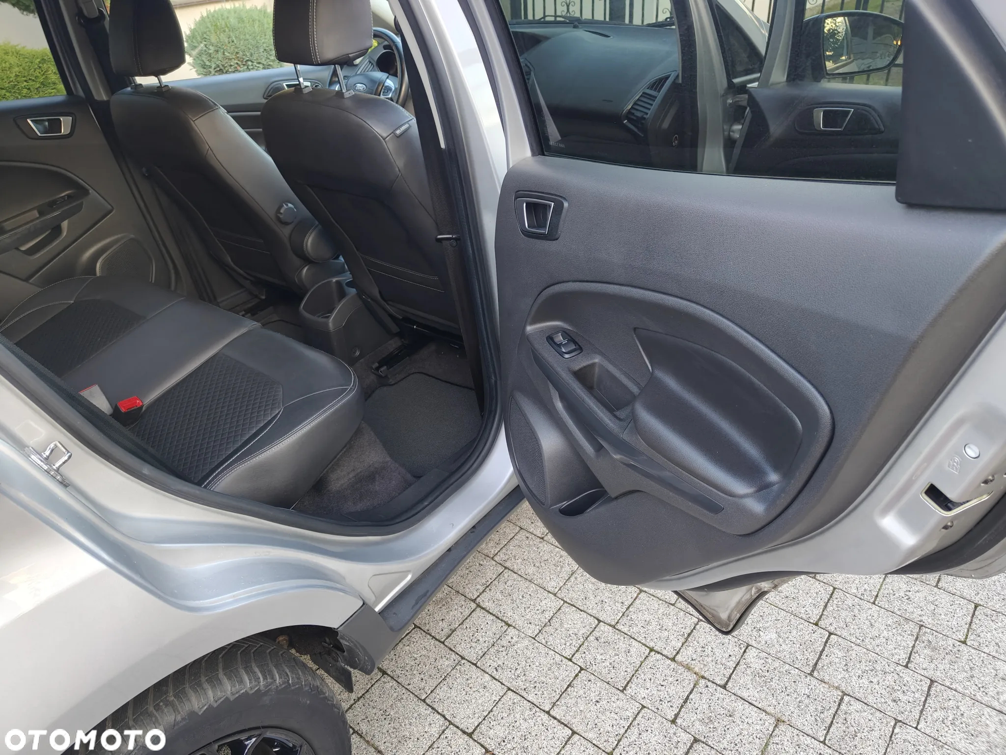 Ford EcoSport 1.0 EcoBoost TITANIUM - 17