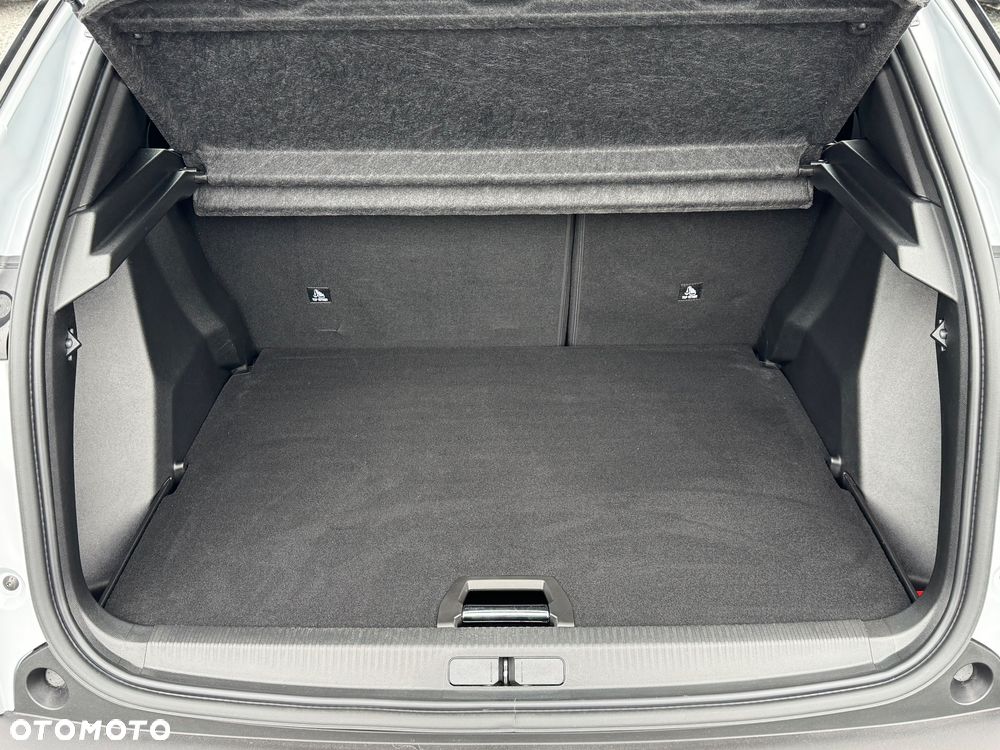Peugeot 2008 1.2 PureTech Active Pack S&S - 28