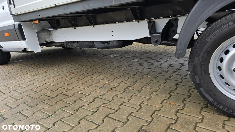 Ford Transit - 17