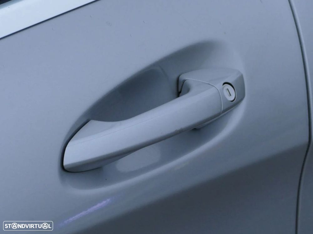 Mercedes-Benz CLA 200 CDi Urban Aut. - 6