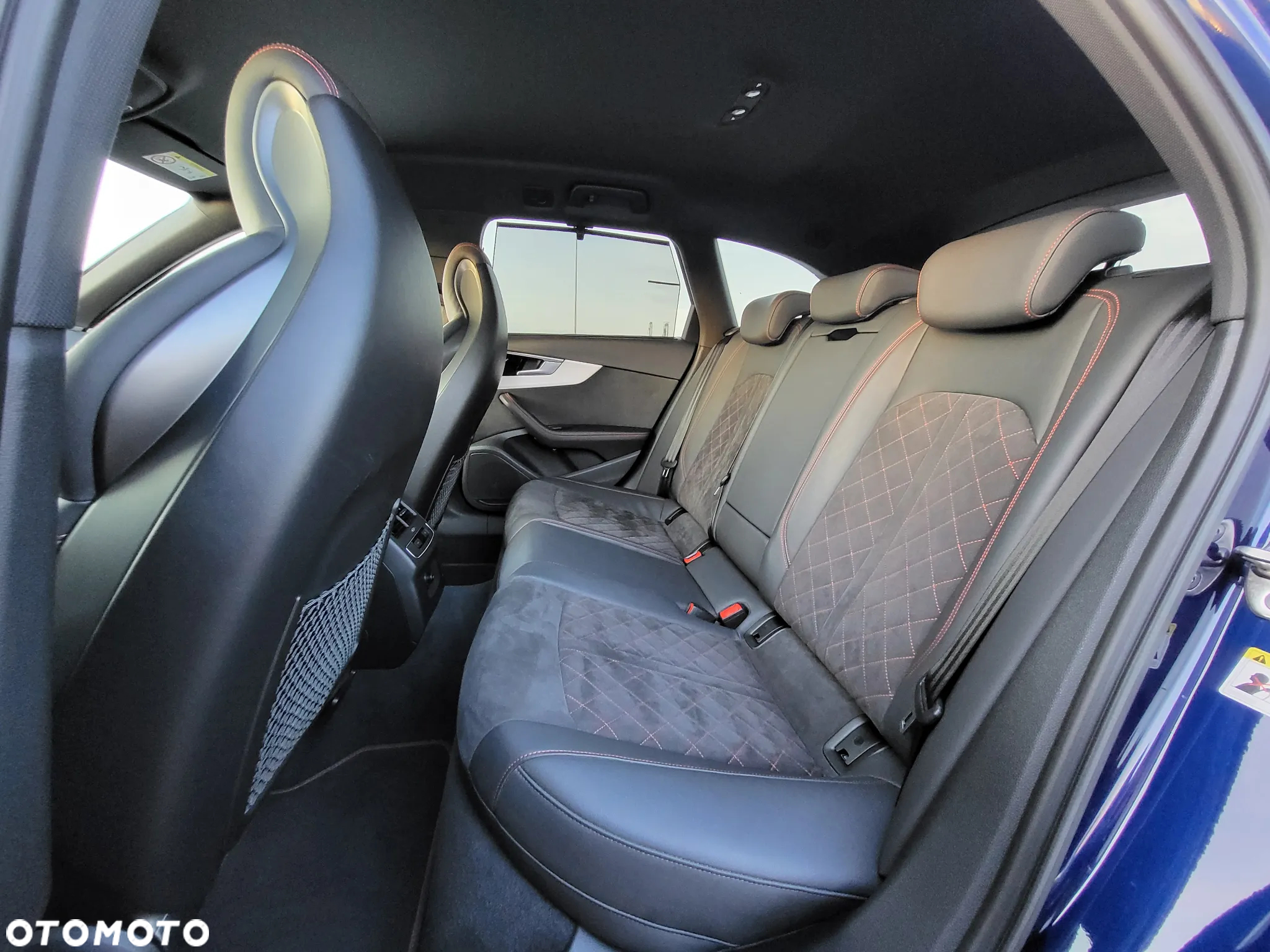 Audi A4 Avant 40 TDI quattro S tronic S line - 15