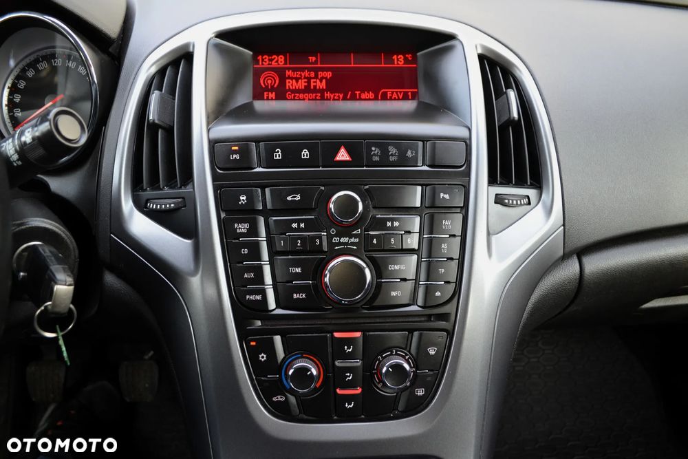 Opel Astra IV 1.4 T Executive S&S EU6 - 15