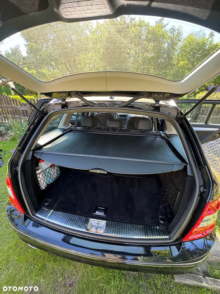 Mercedes-Benz Klasa C 220 CDI DPF Automatik BlueEFFICIENCY Avantgarde - 3