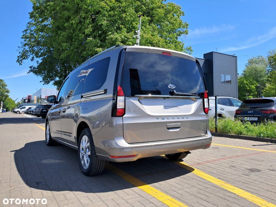 Ford Tourneo Connect - 17