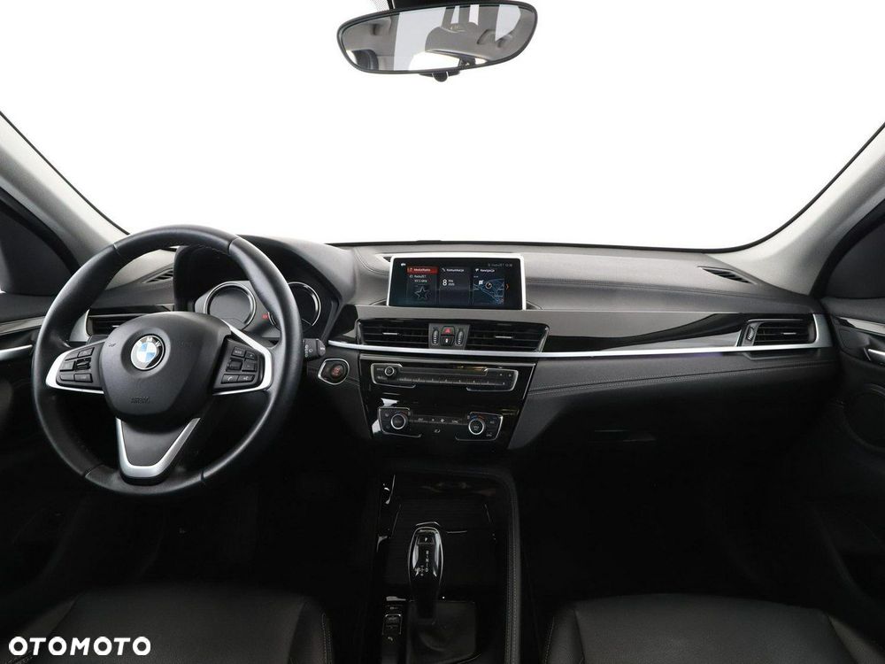BMW X1 sDrive18d xLine - 16