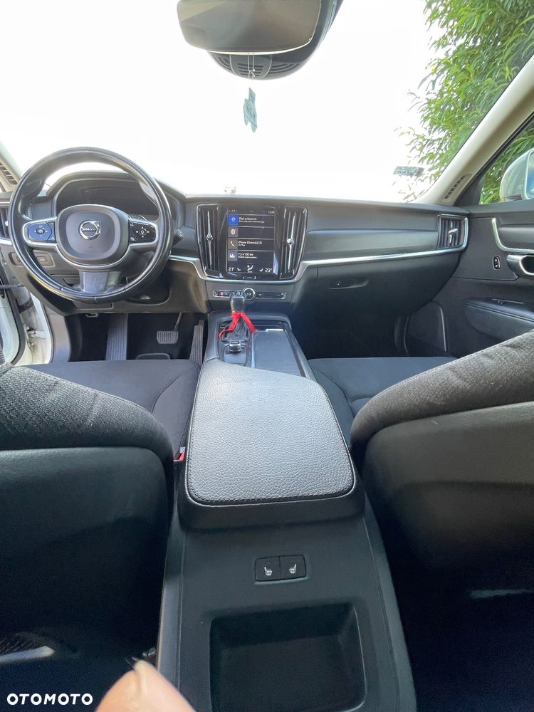 Volvo V90 D3 Momentum - 11