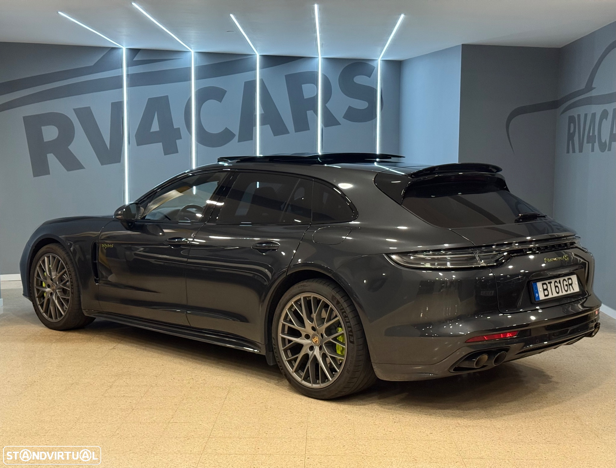 Porsche Panamera Sport Turismo 4S E-Hybrid - 18