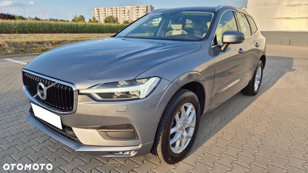 Volvo XC 60 D4 Momentum Pro - 1